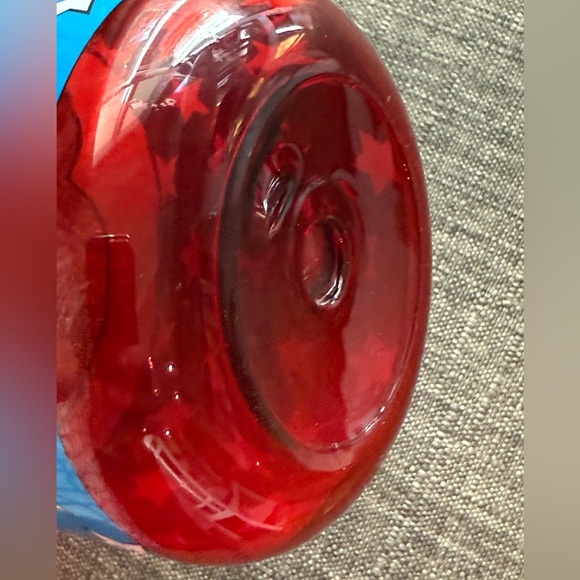 Wonder Woman water bottle - Picture 4 of 5